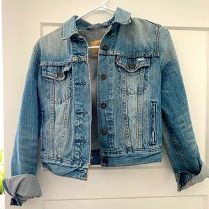 Levi’s jean jacket xs